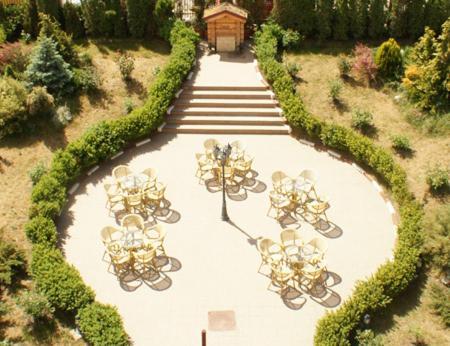 Khách sạn Granata 4*